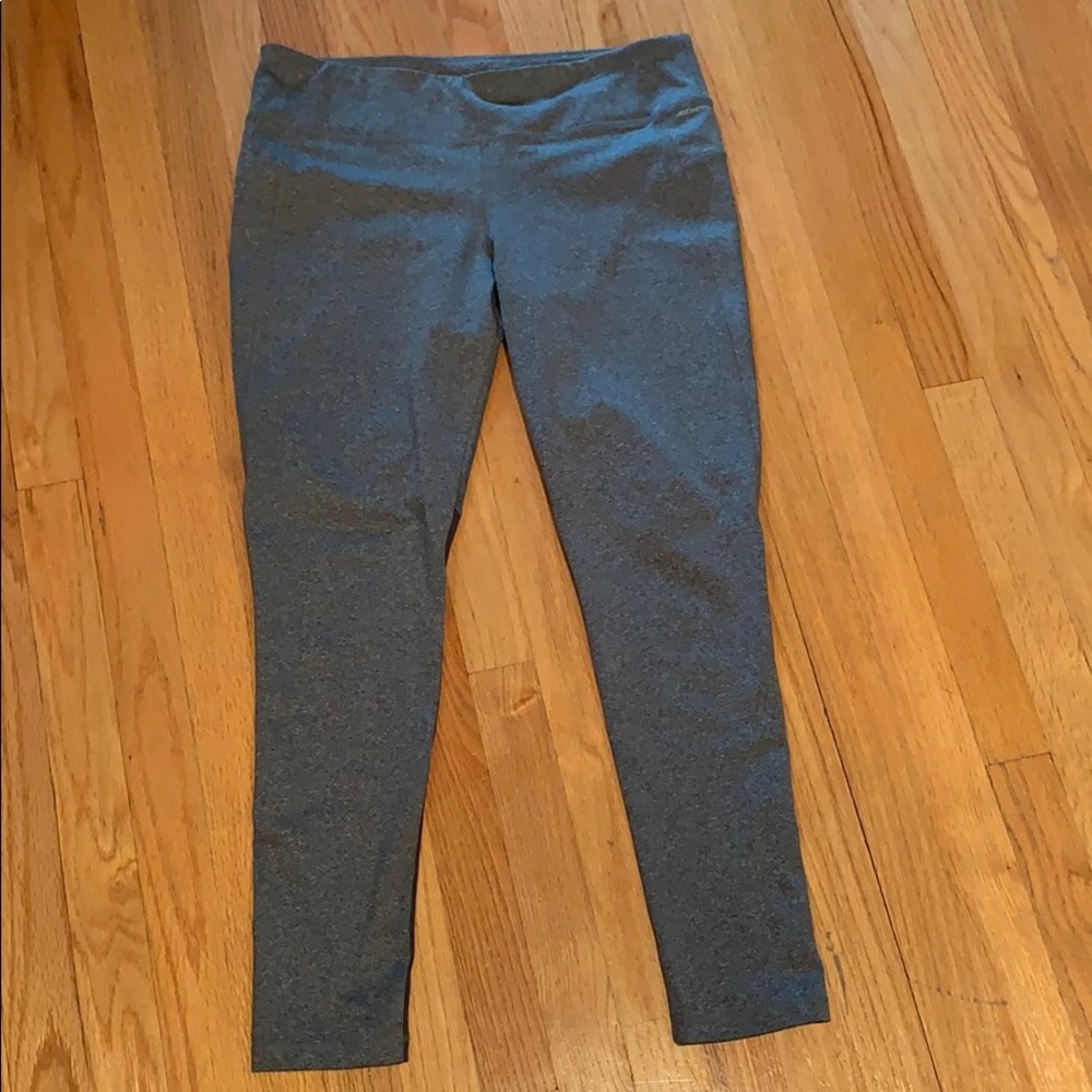 Jockey Size XL workout pants. So comfy with zips!